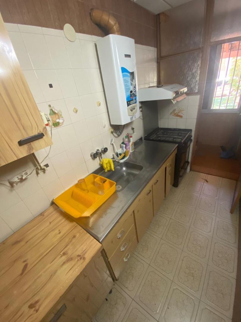 Gomez Cornet 2752 , Piso PB