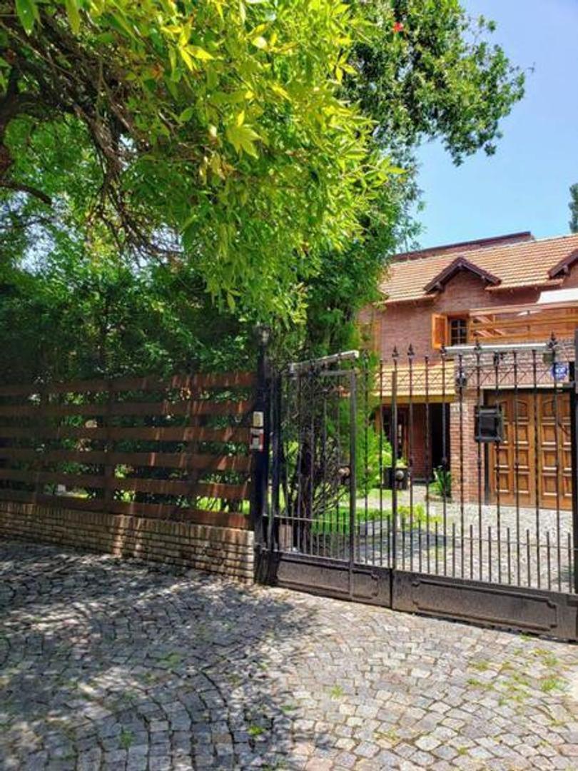 Excelente ubicación Martinez Vías a Libertador