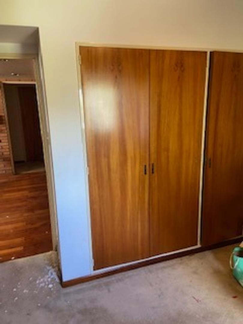 Casa en Venta con 4 cocheras