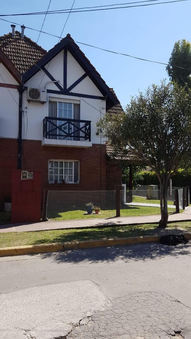 Duplex En Barrio Cerrado