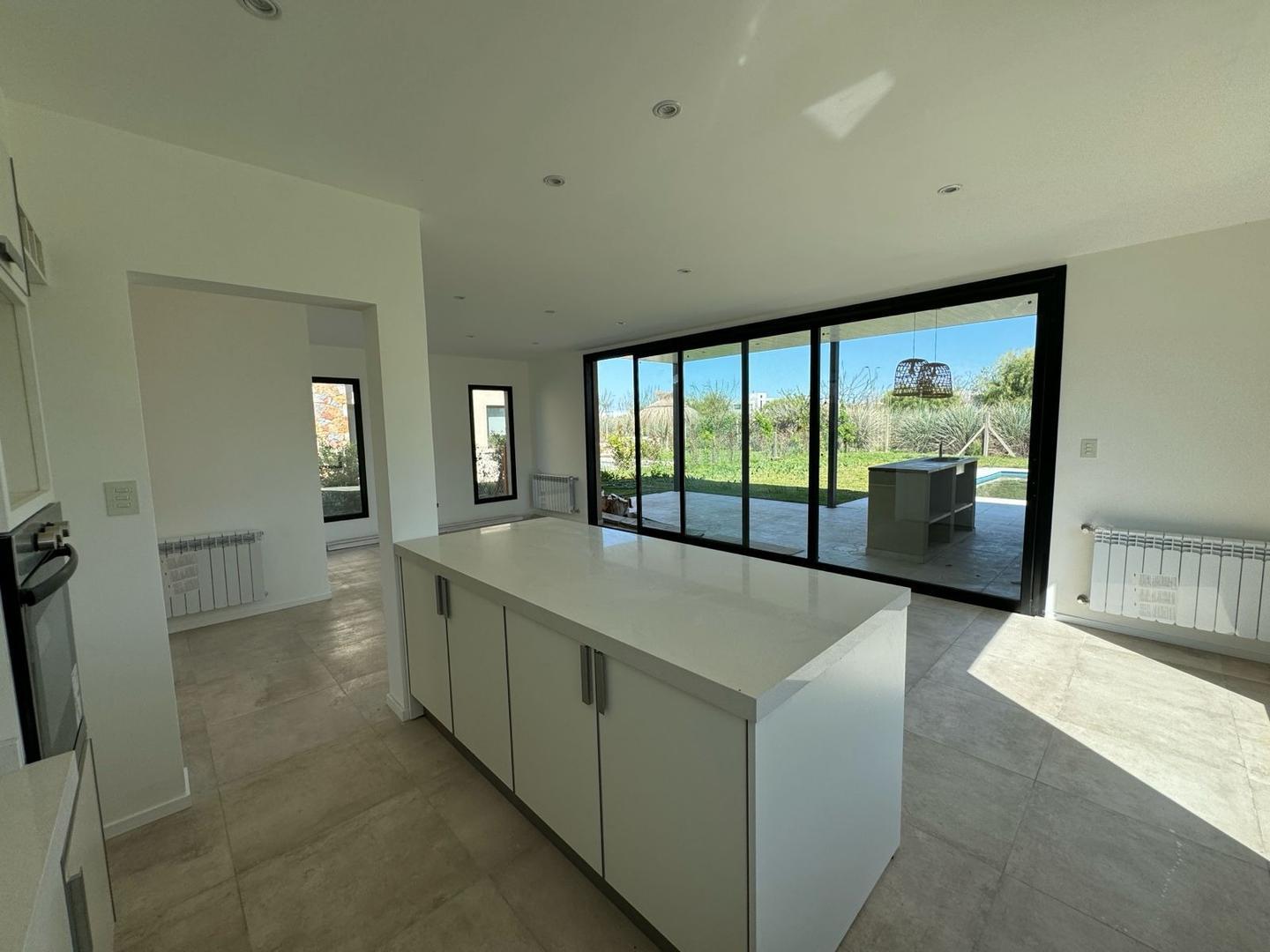 Casa en Barrio Las Araucarias, Puertos del Lago