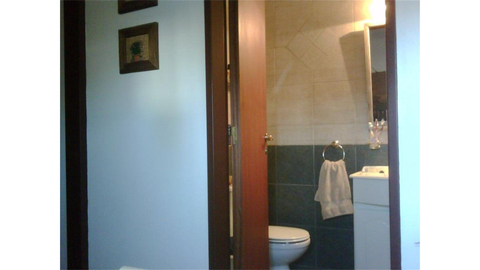 Departamento en Venta en Ezpeleta Este, USD 92.000