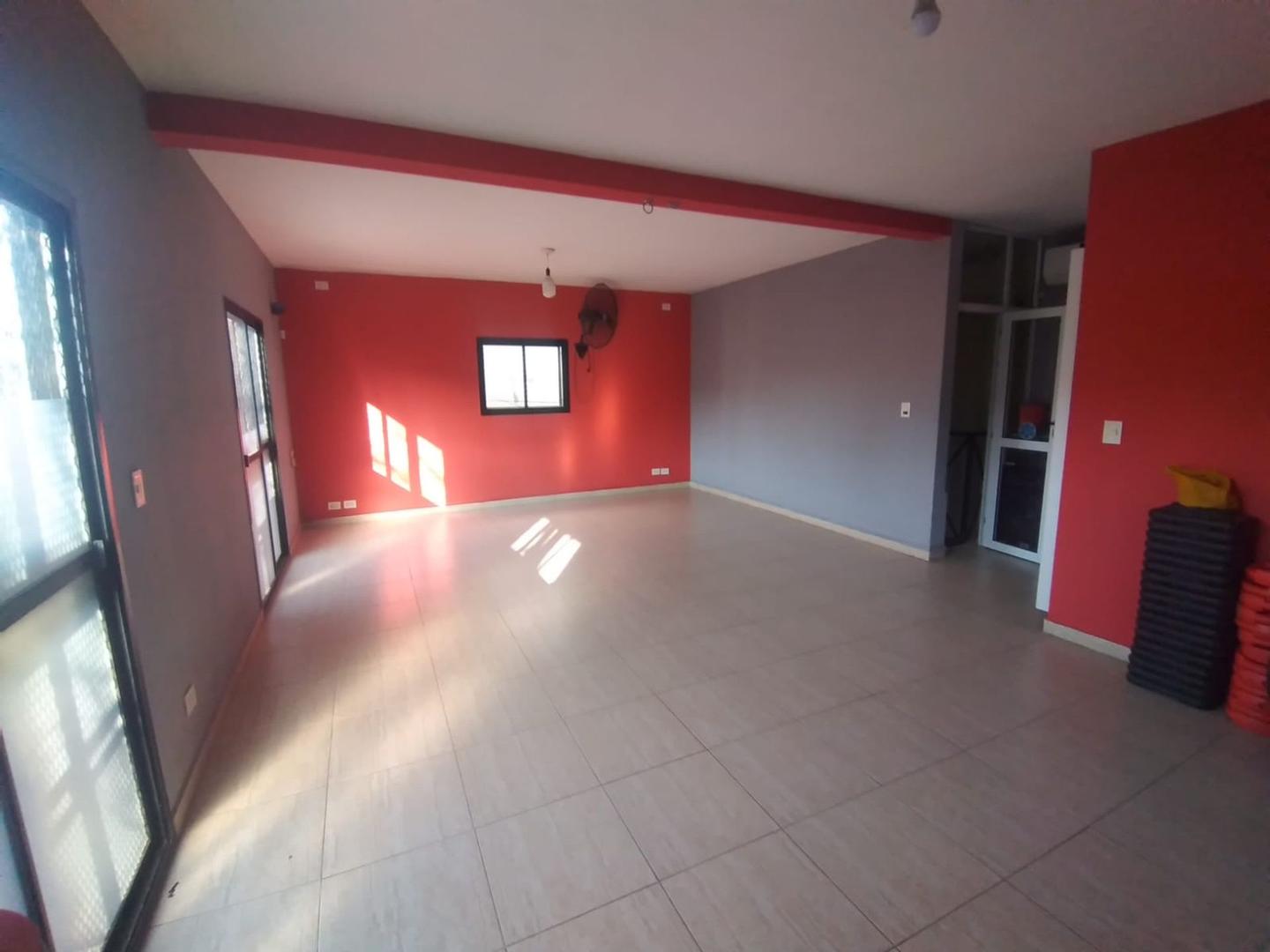 Avenida Almafuerte 200