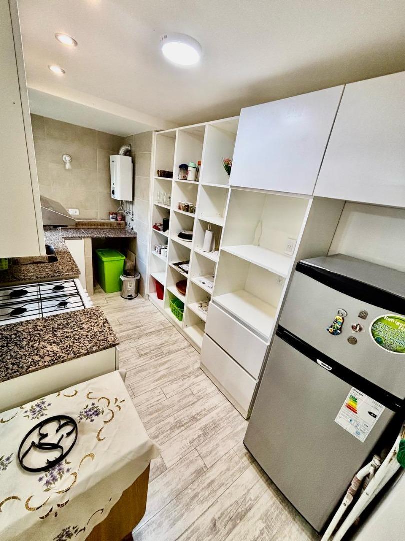 Dept. 2 amb. 4 personas a la calle. ACEPTA JOVENES