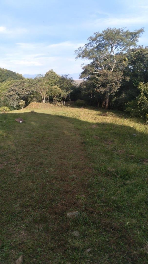 Hermoso Terreno en country LOS ZARZOS