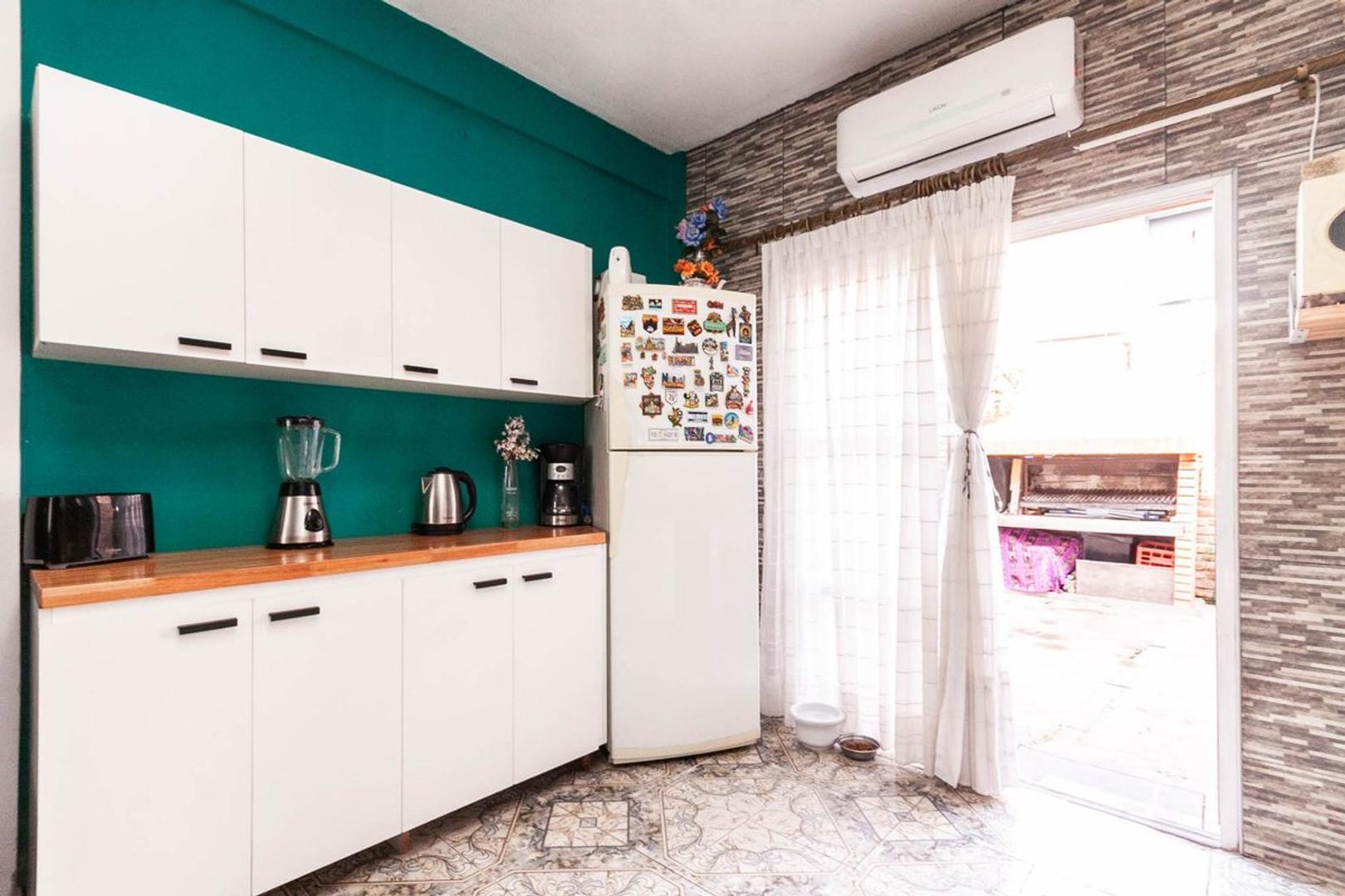 VENTA DUPLEX AVELLANEDA 4 AMB  RECICLADA PARRILLA