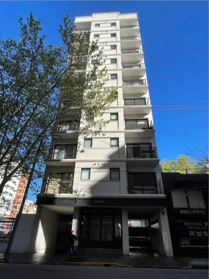 Venta de departamento de 3 amb con cochera La Perla