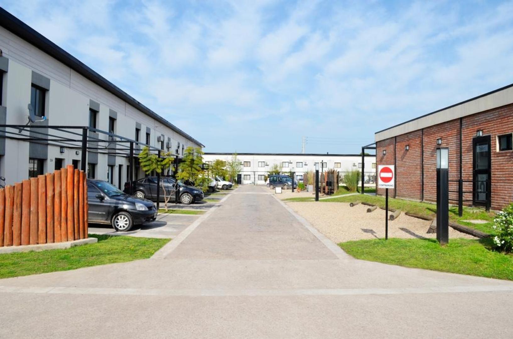 Casa 3 ambientes con 2 baños