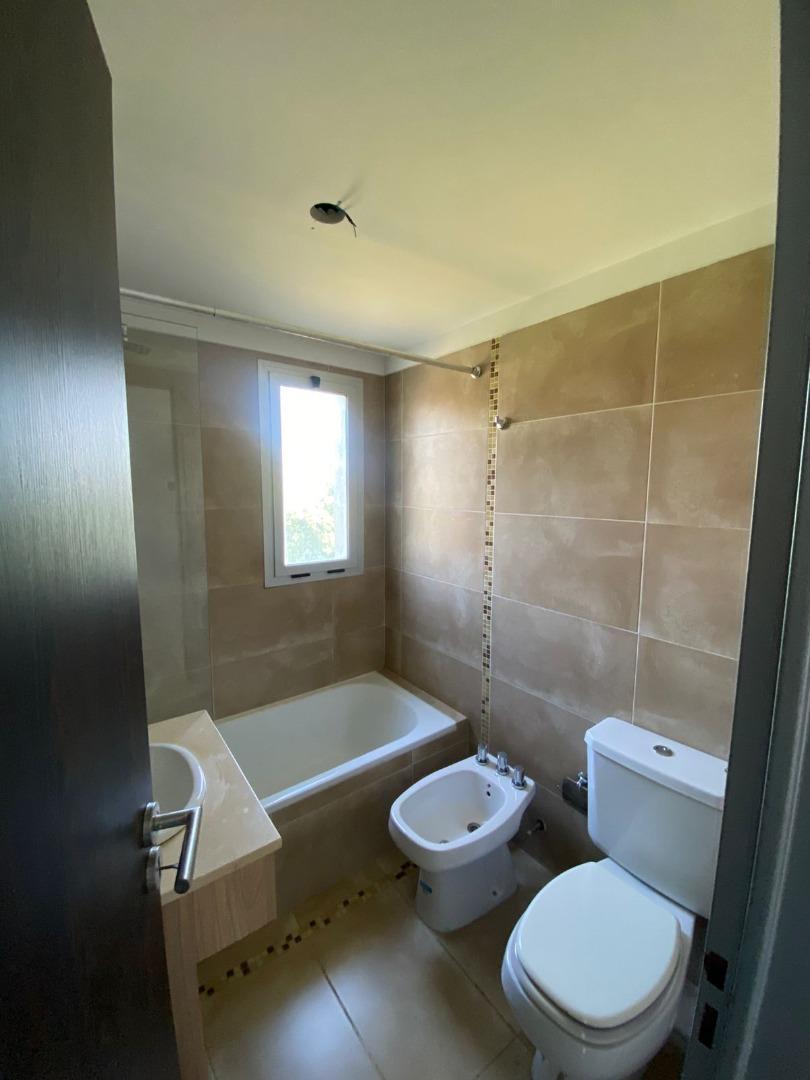 Departamento 2 ambientes en Ituzaingo sur