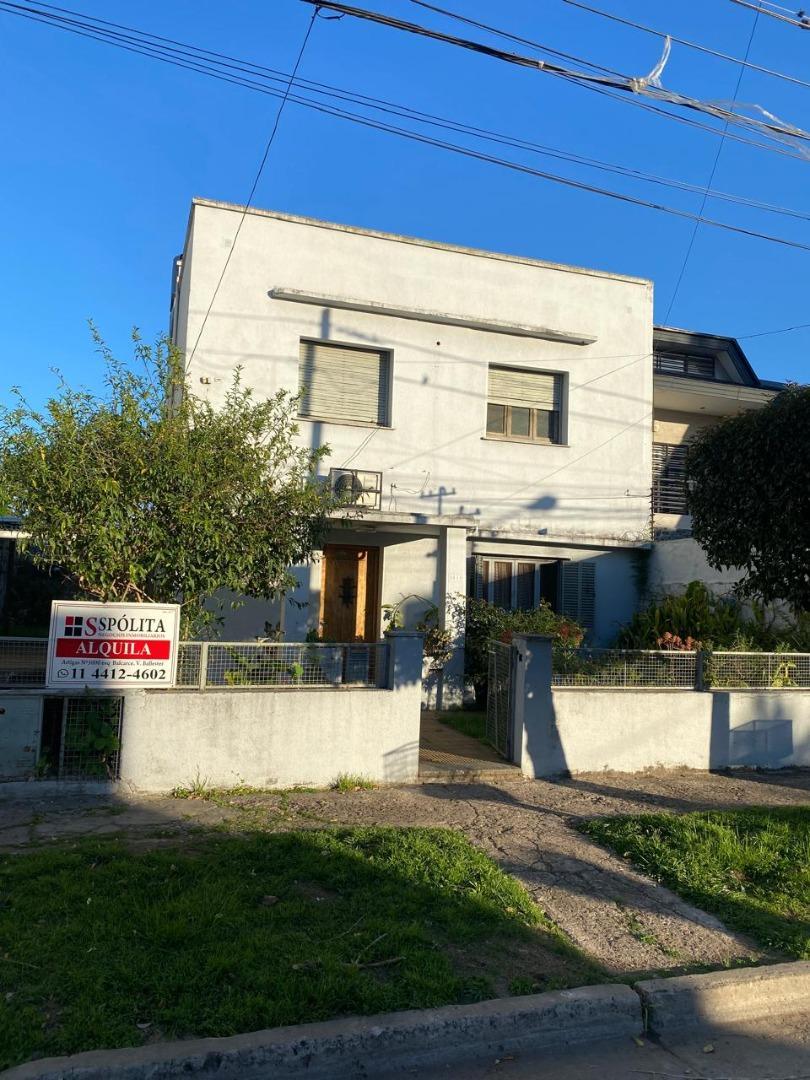 Ballester.Castelli y Juncal.Ph c/fdo libre y entrada vs auto