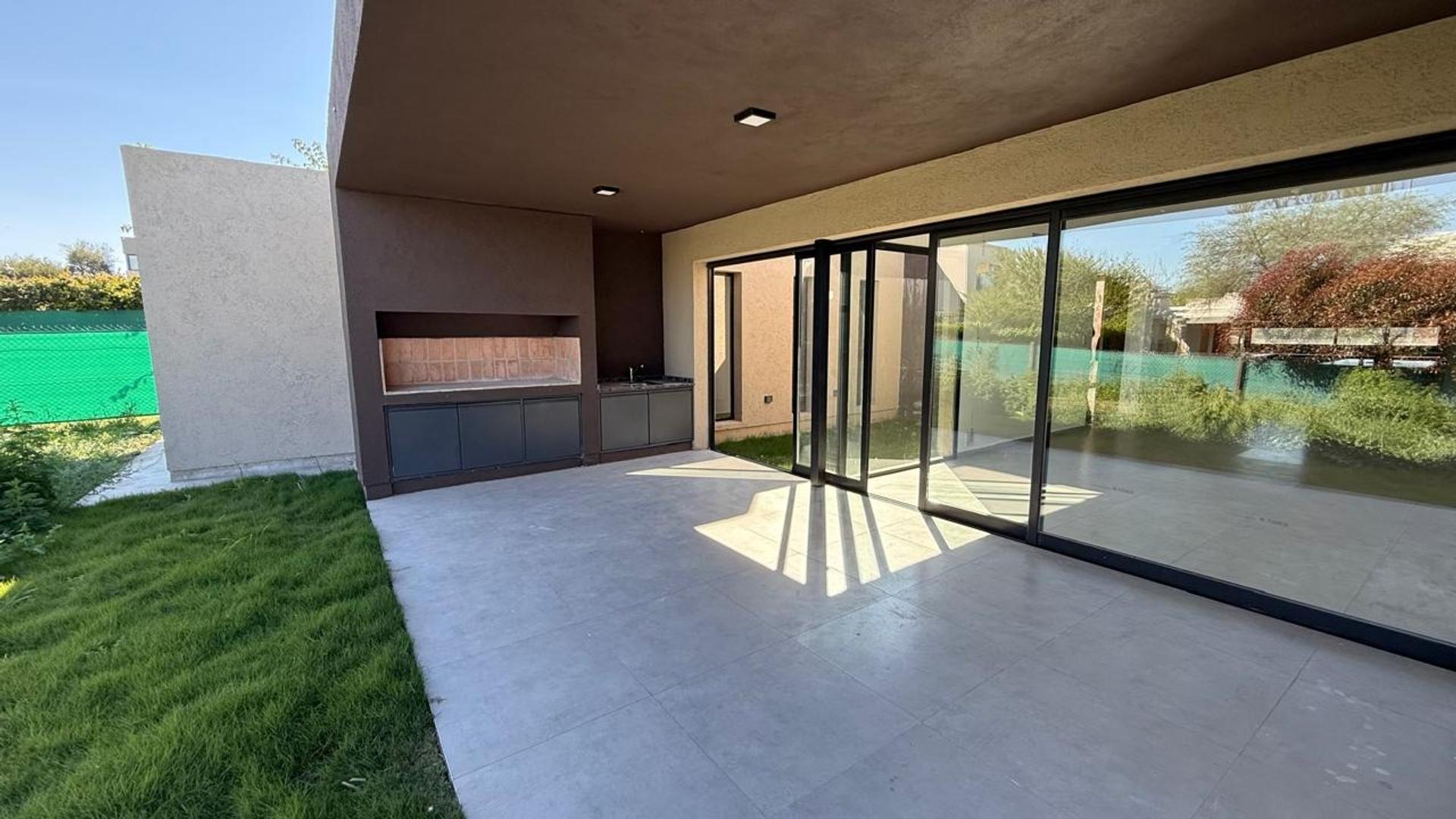 Casa en Venta en Las Canitas, USD 280.000