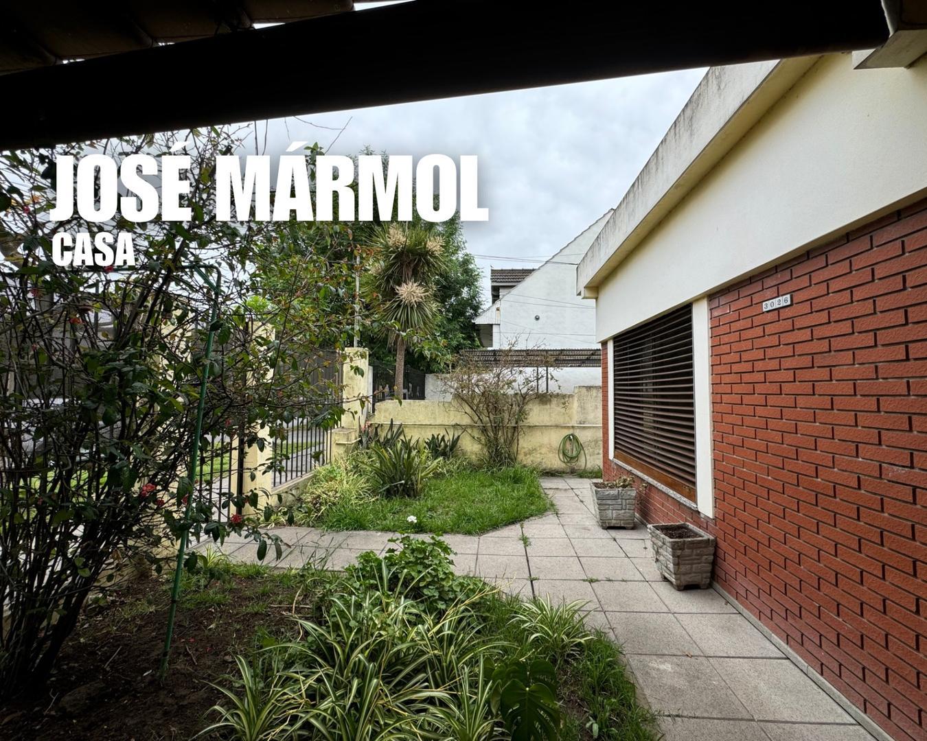 CASA EN VENTA EN JOSE MARMOL