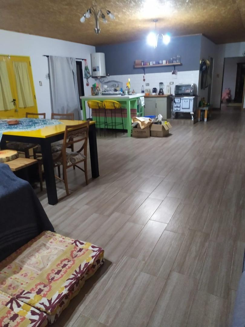 Casa 2 ambientes con 1 baño