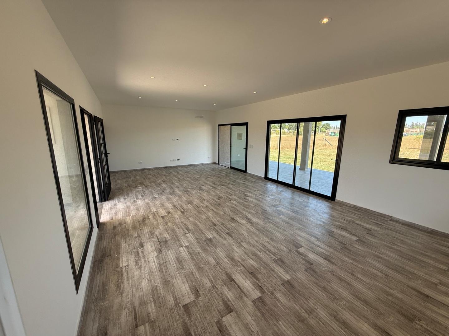 Casa en Venta en Monet Barrio Privado, USD 235.000