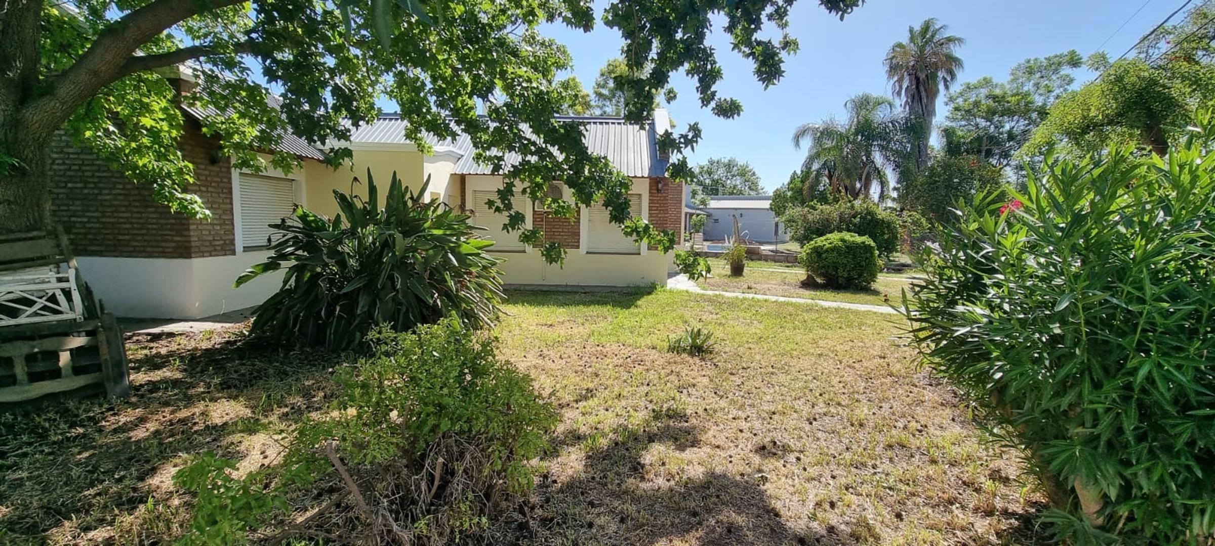 Casa en Venta con 1 cochera