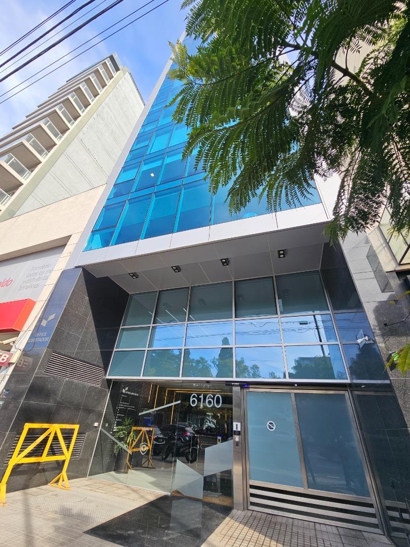 Alquiler Oficina -   Excelente Edificio Corporativo -