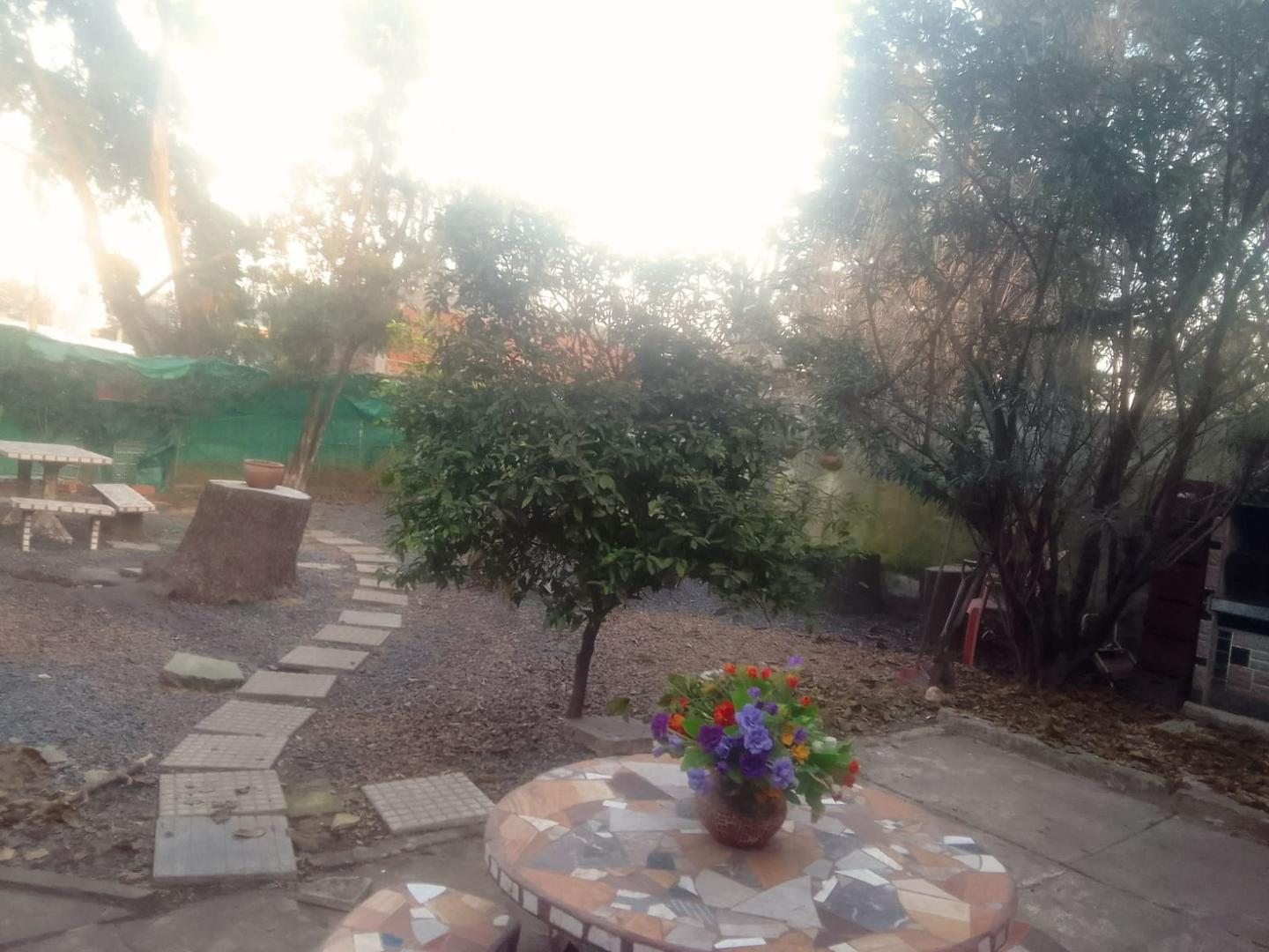 Casa en Venta con 4 cocheras