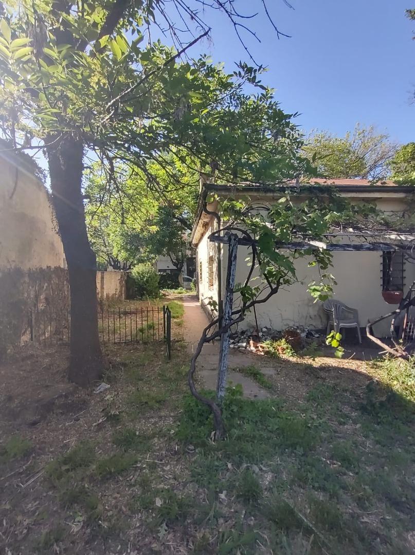 CHALET 3 AMB AMPLIO A RECICLAR- LOTE 880 M2 - V.BALLESTER