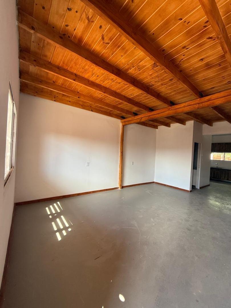 Casa en Alquiler en Pueblo Esther, $ 550.000