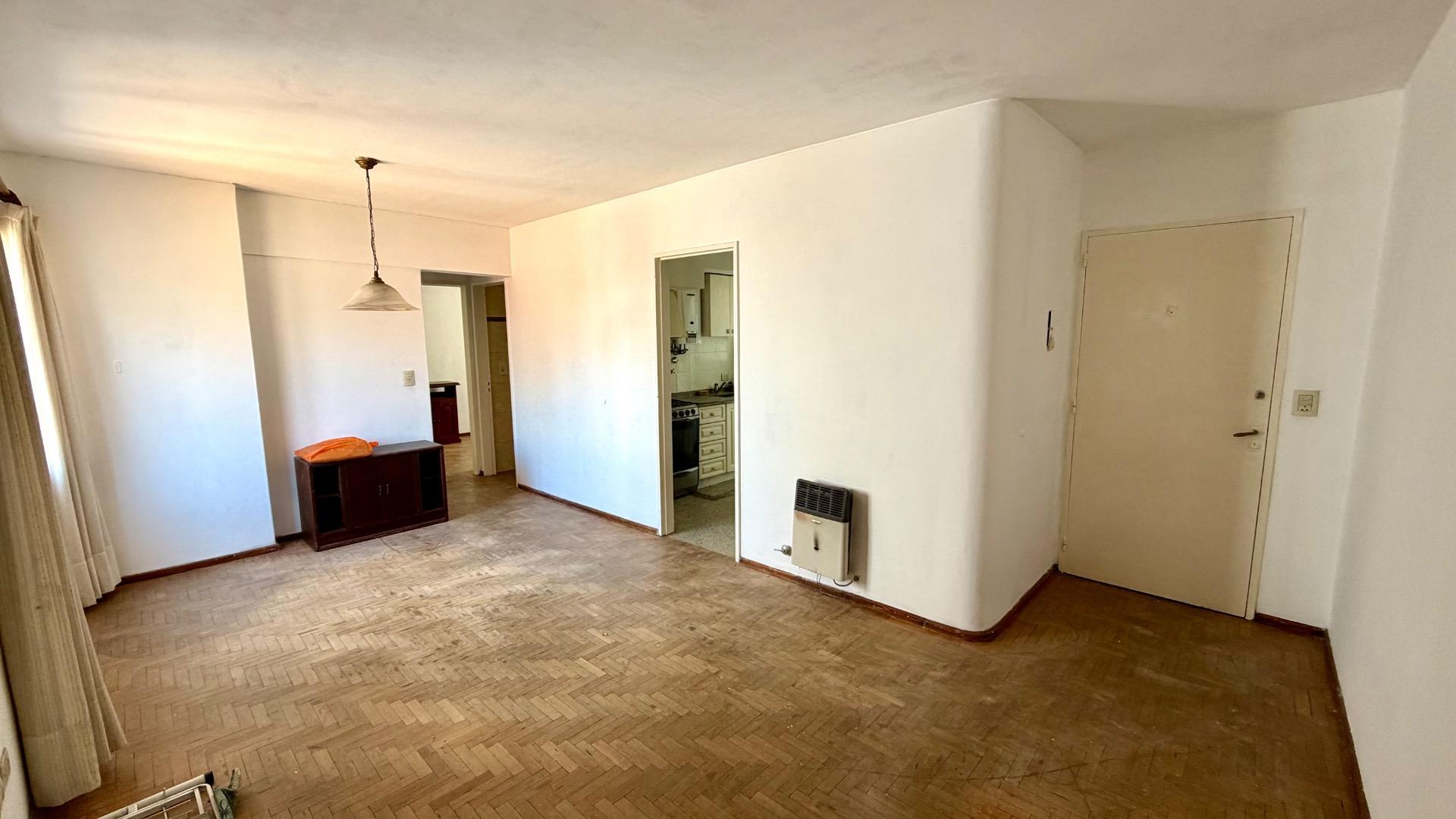 Laprida 1900, Piso 01