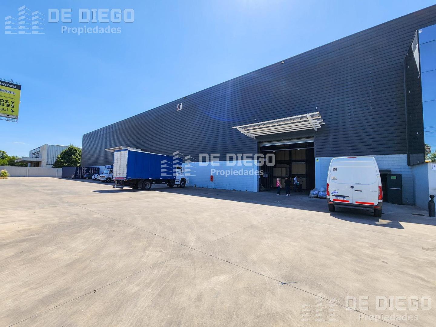 Alquiler Local / deposito 4100 m2 Pablo Podestá, Tres de Febrero.