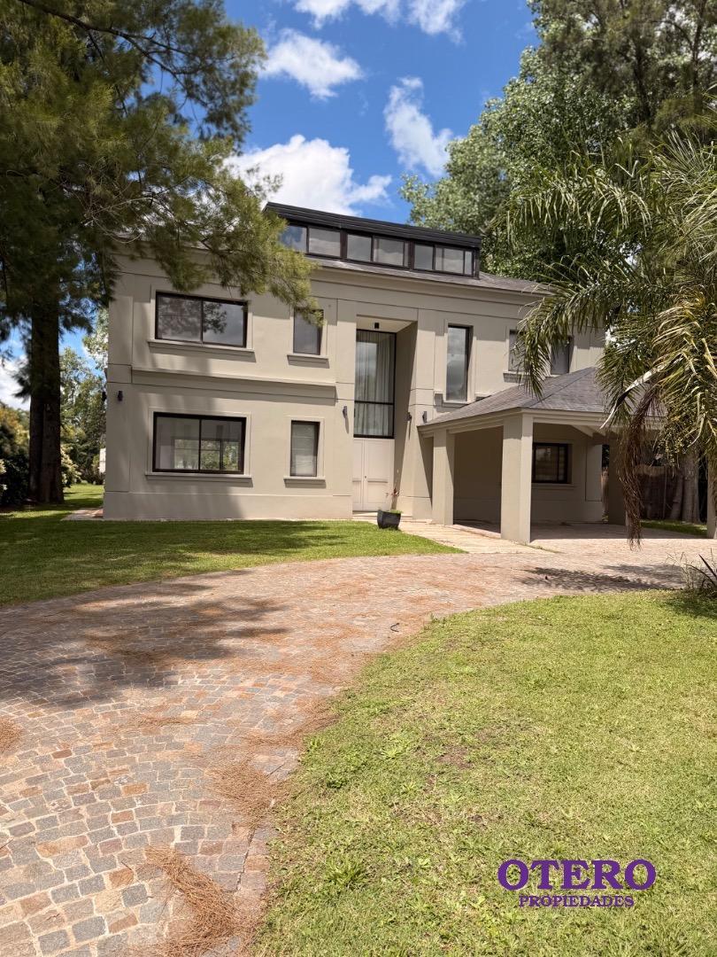 OPORTUNIDAD CASA A LA VENTA EN ST THOMAS ESTE