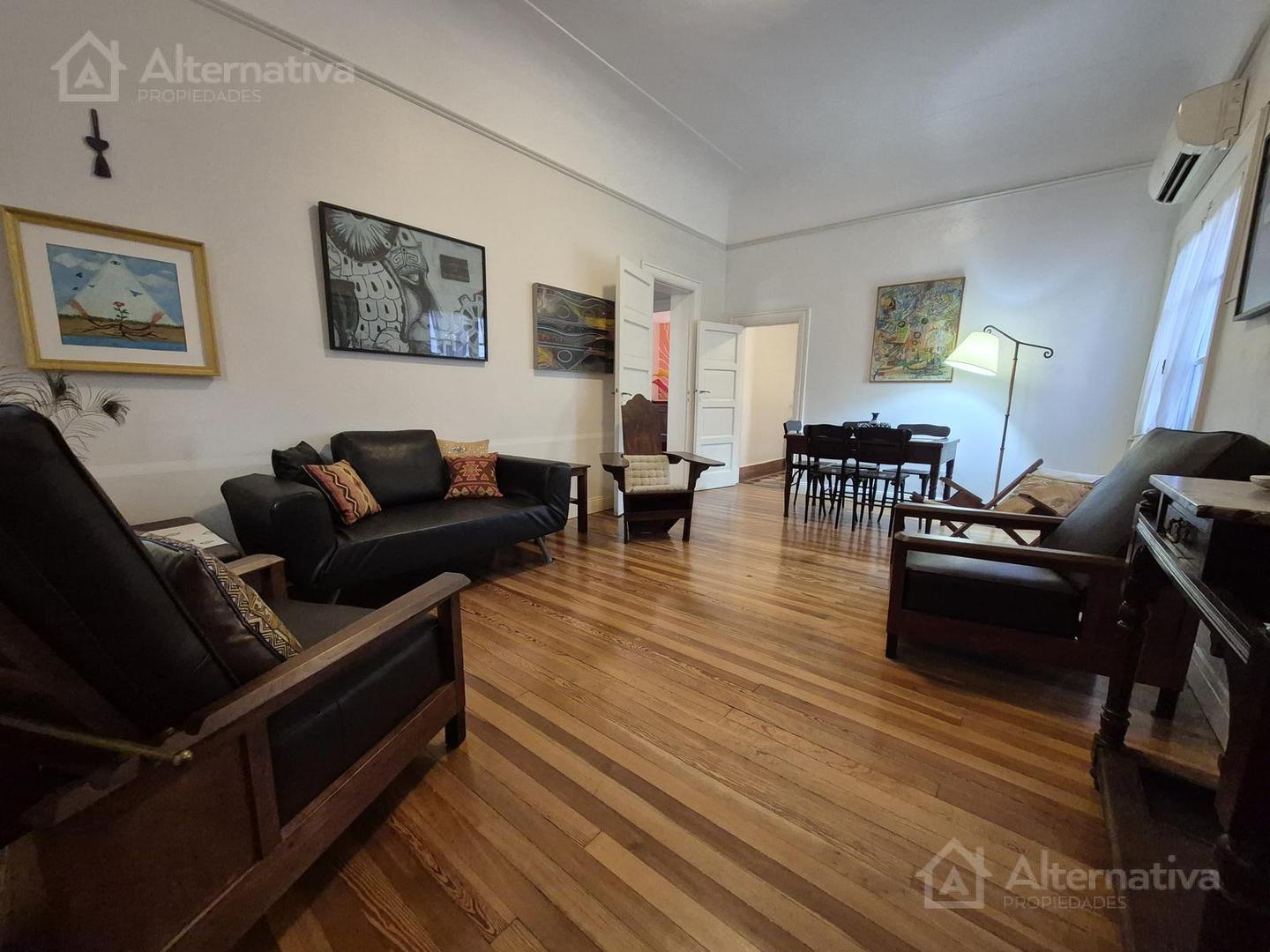 Araoz al 2300 entre Charcas y Güemes