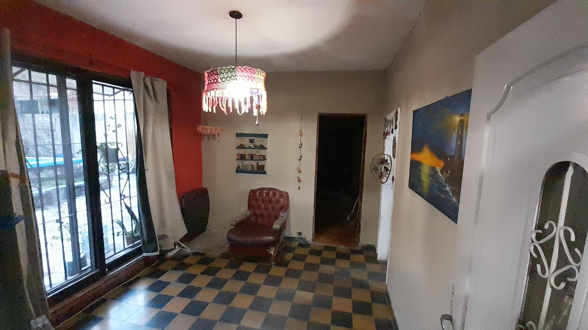 Casa en Venta en Lanus Oeste, USD 165.000