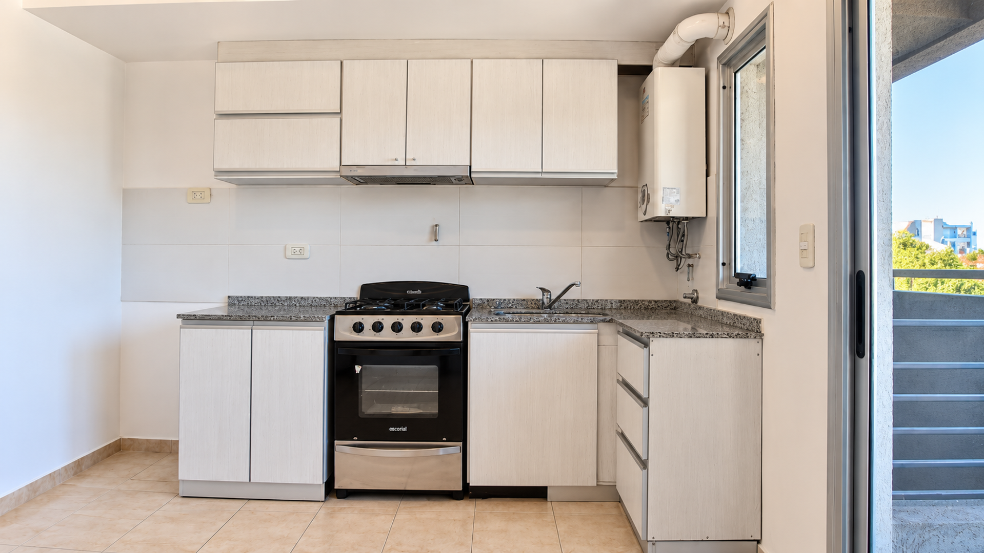 Casa en Alquiler en Castelar, $ 600.000