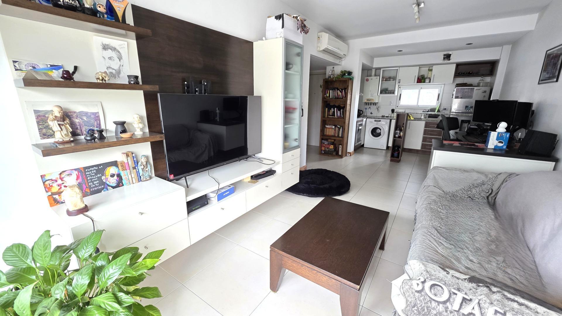 Venta Departamento 2 Amb con cochera Quilmes Centro