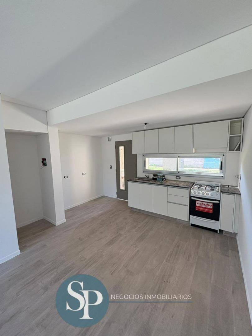 Venta Dúplex 3 Ambientes Con Jardín - Dos Cedros