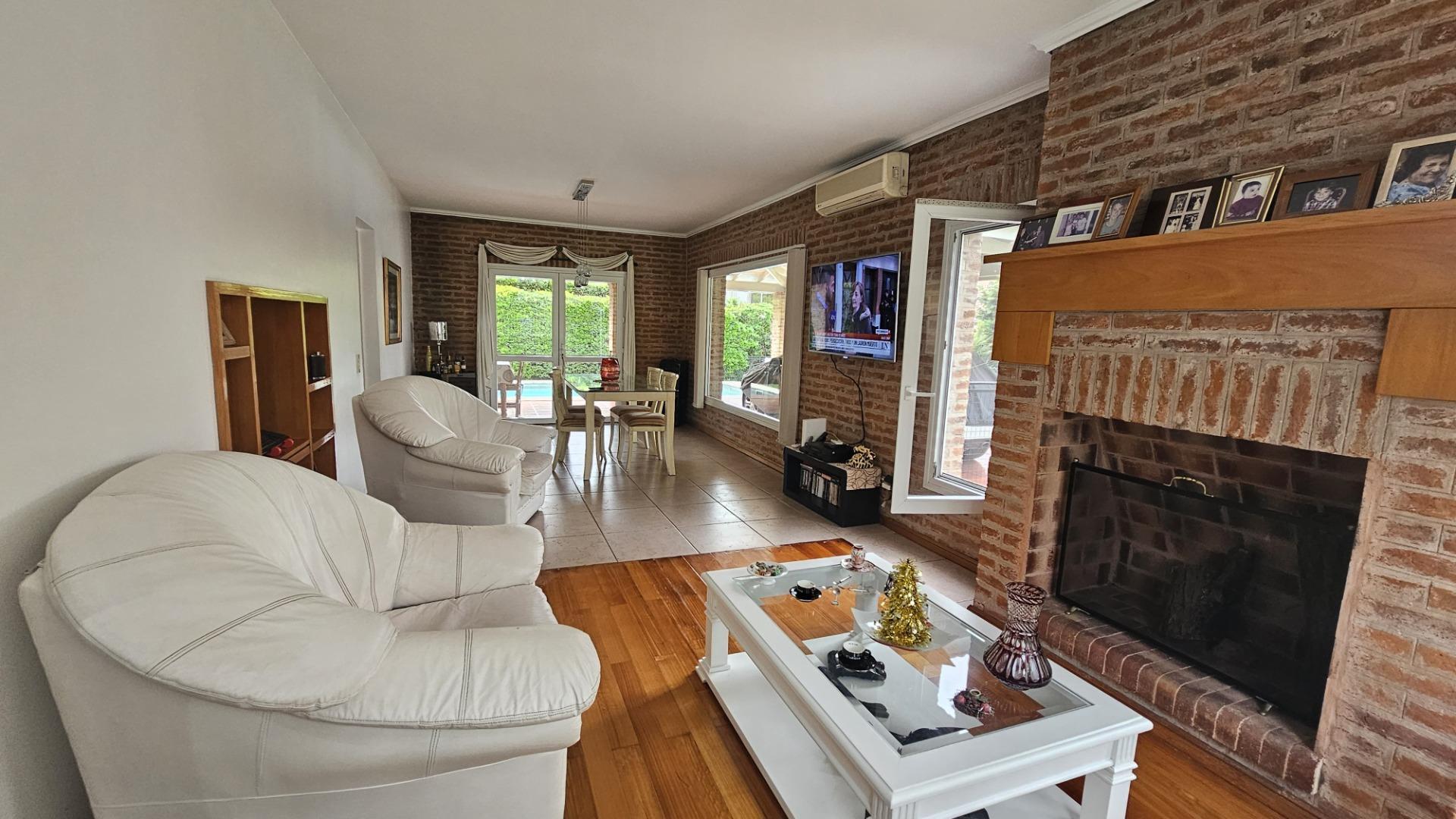 Casa en Venta de 5 dormitorios