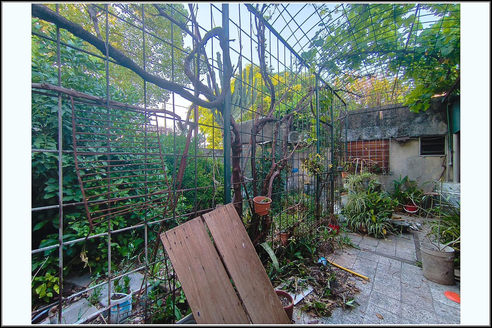 Culaciatti 5900, Piso -