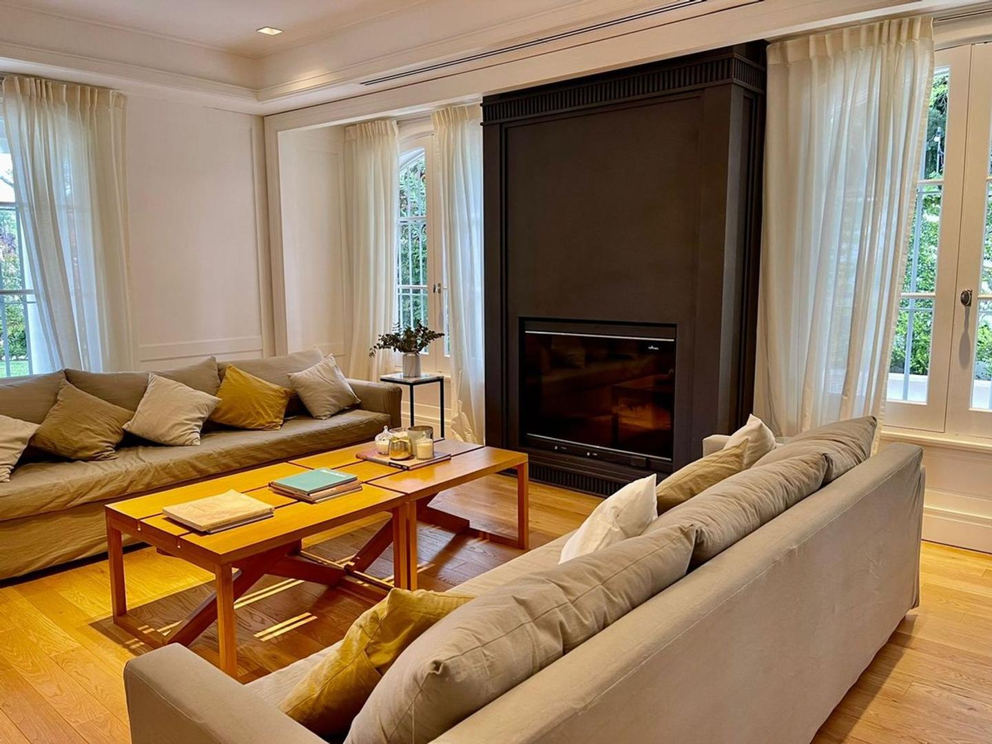 CASA ALQUILER VERANO 6 al 31 ENERO 2026 SAN ISIDRO