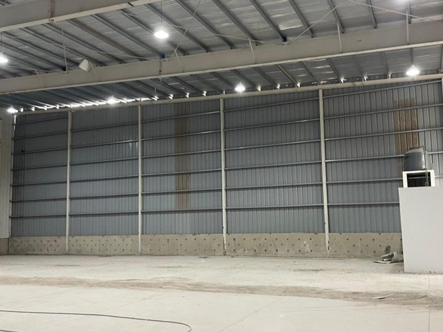 Galpon en Alquiler en Alvear, USD 3.500