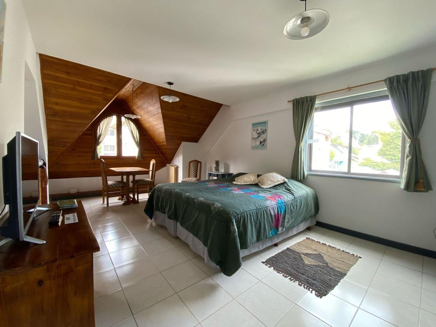 Depto en calle Salta. Apto Turismo