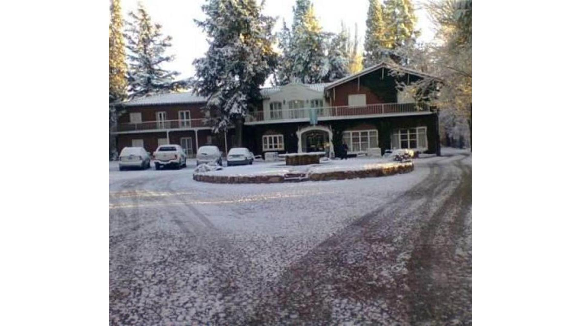 Hotel en Venta en Mendoza, USD 1