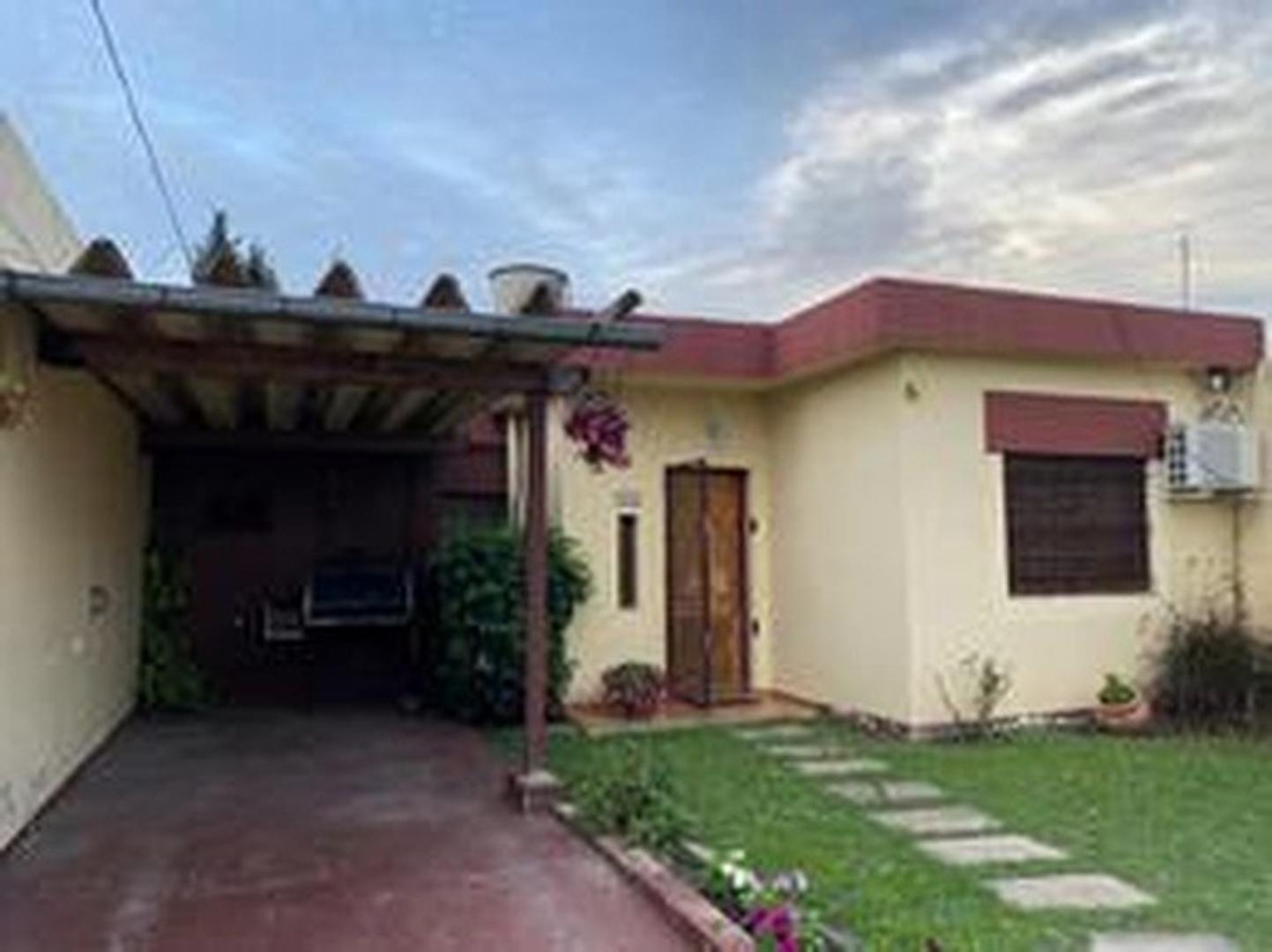 CASA 3 AMBIENTES SOBRE AMPLIO LOTE