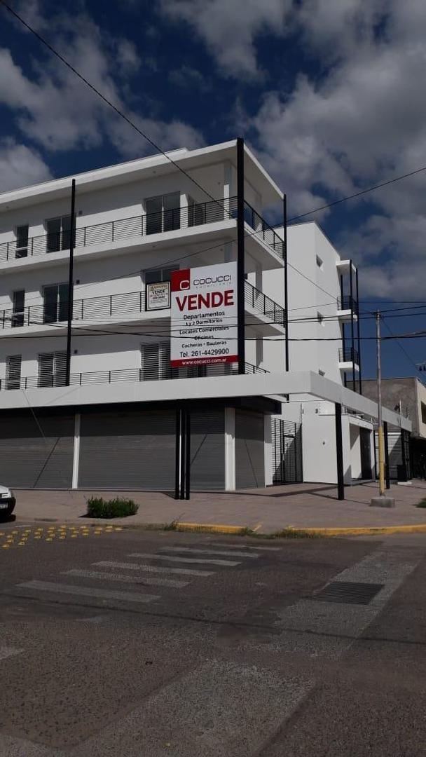 Patricio esquina constitucion 5