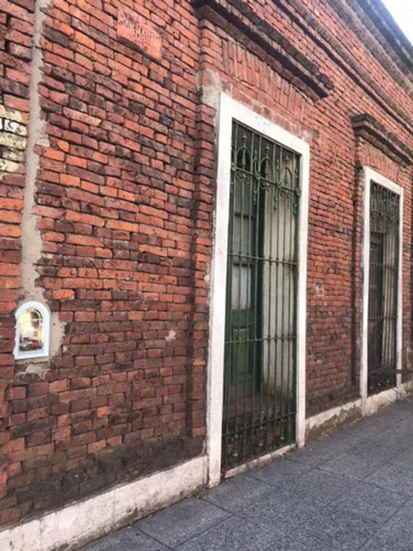 Venta Casa A Reciclar Dos Lotes En Esquina, Pilar