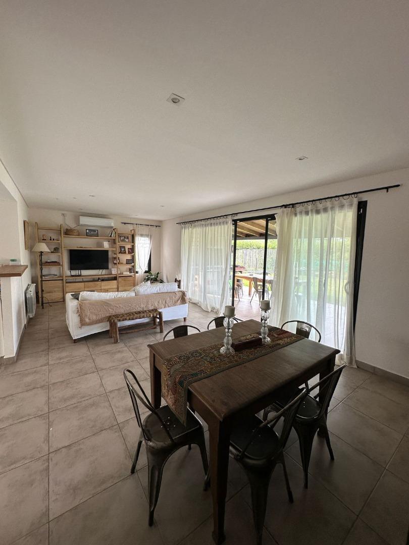 Exc Casa 2 Dorm Vta Gal/asador Invernaderos