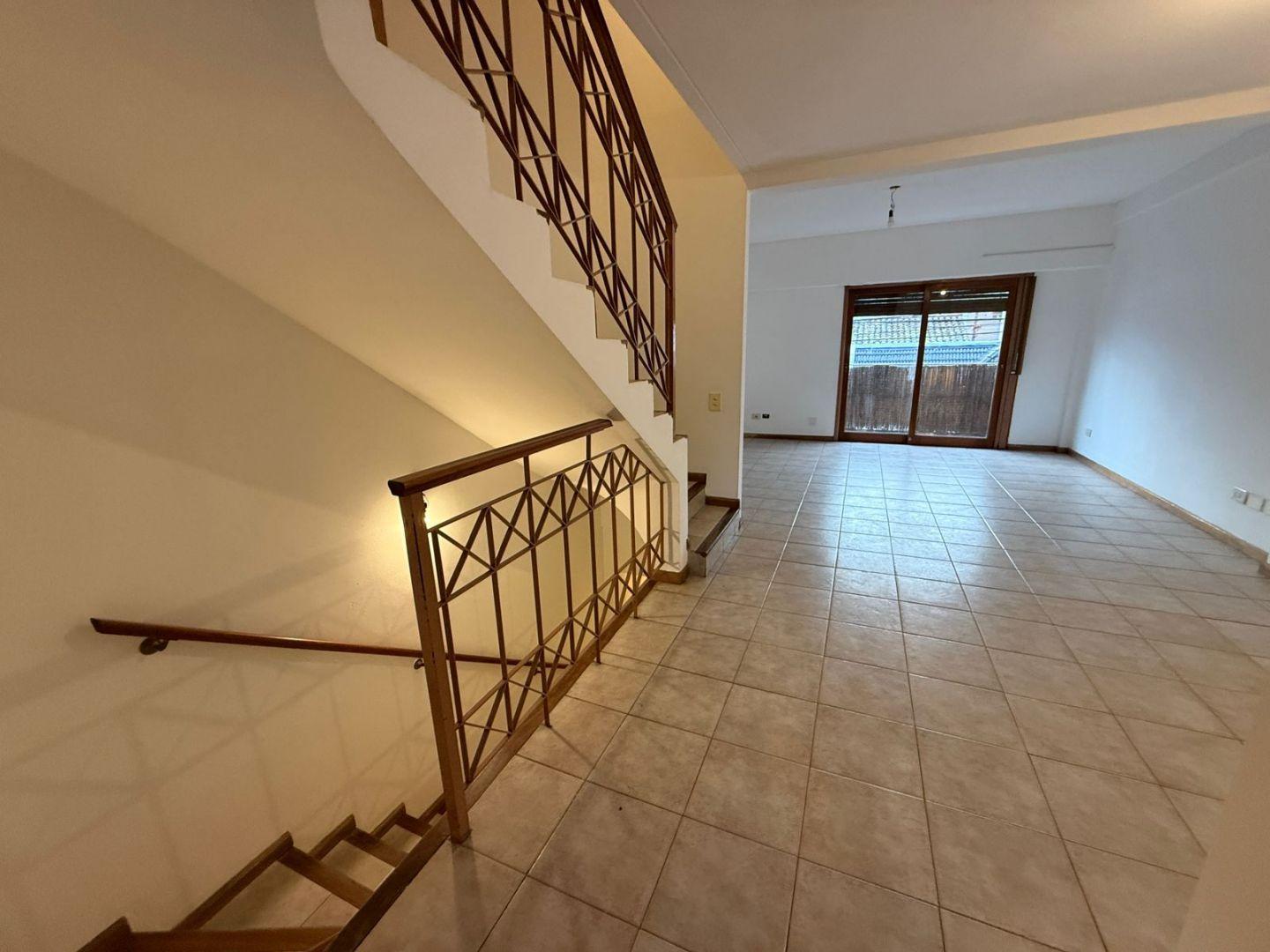 Casa en Alquiler de 3 dormitorios
