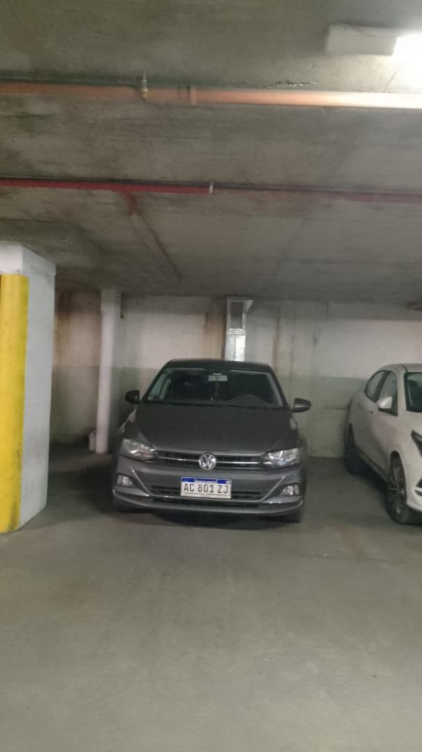 3390ID- venta cochera en Monserrat CABA