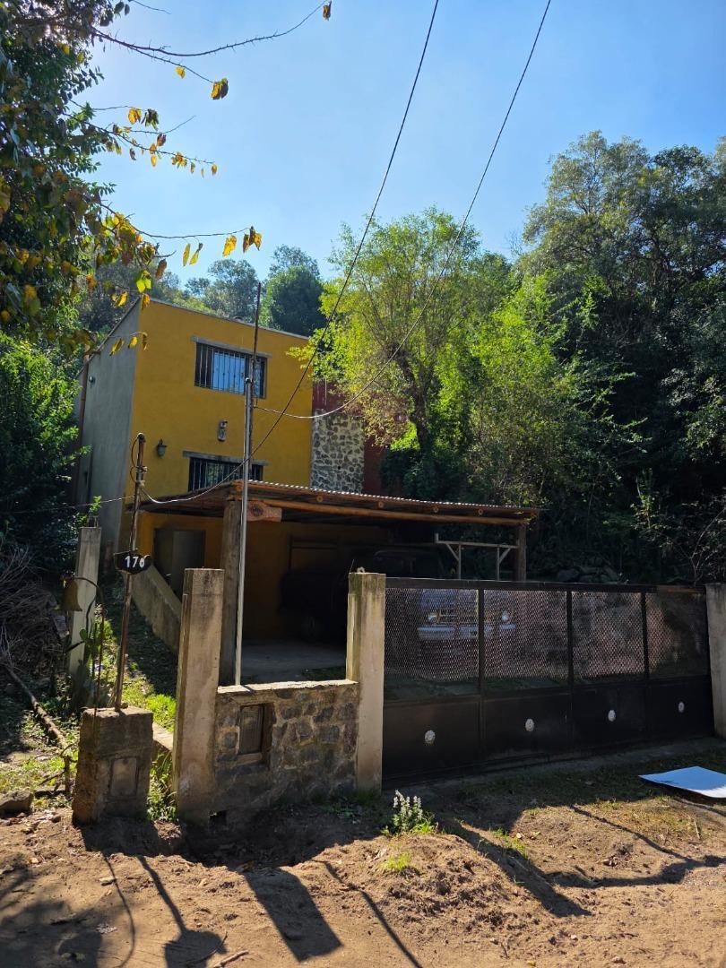 CASA EN VENTA - RIO CEBALLOS