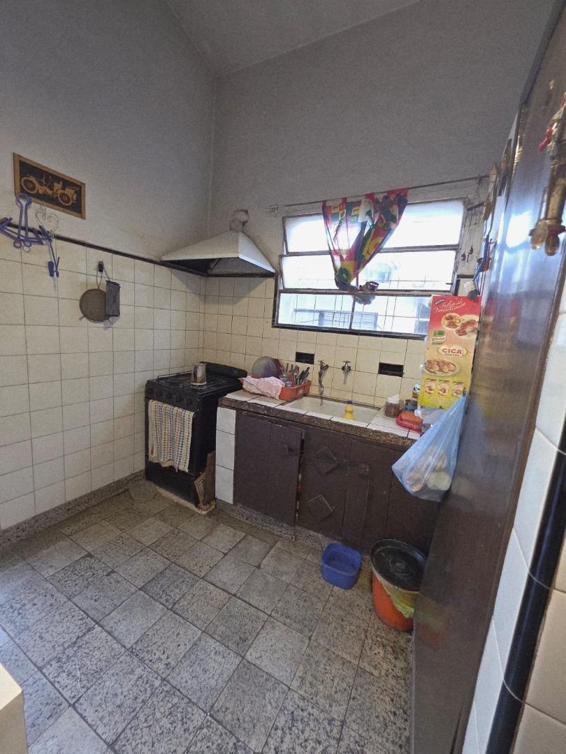 Casa 2 ambientes con 1 baño