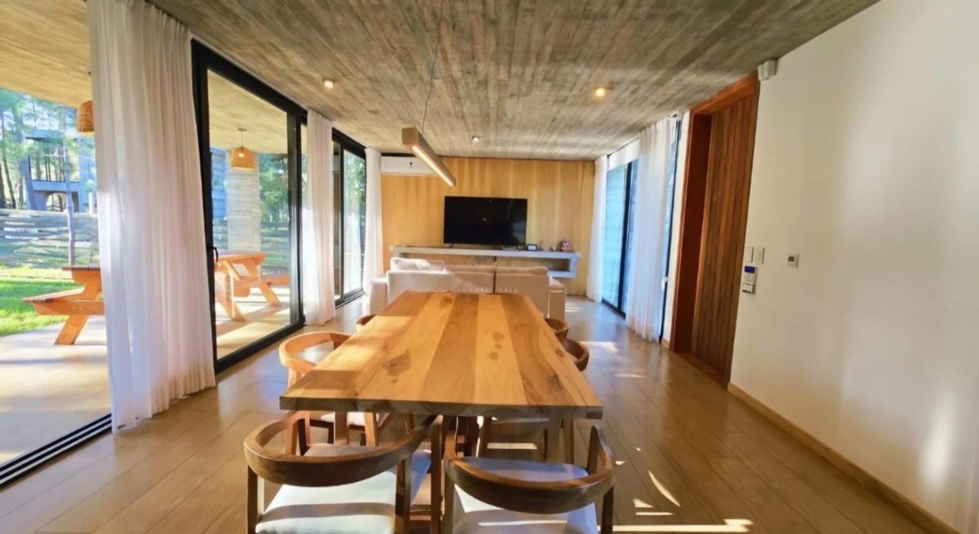 Casa a estrenar 5 ambientes en Pinamar Alamos