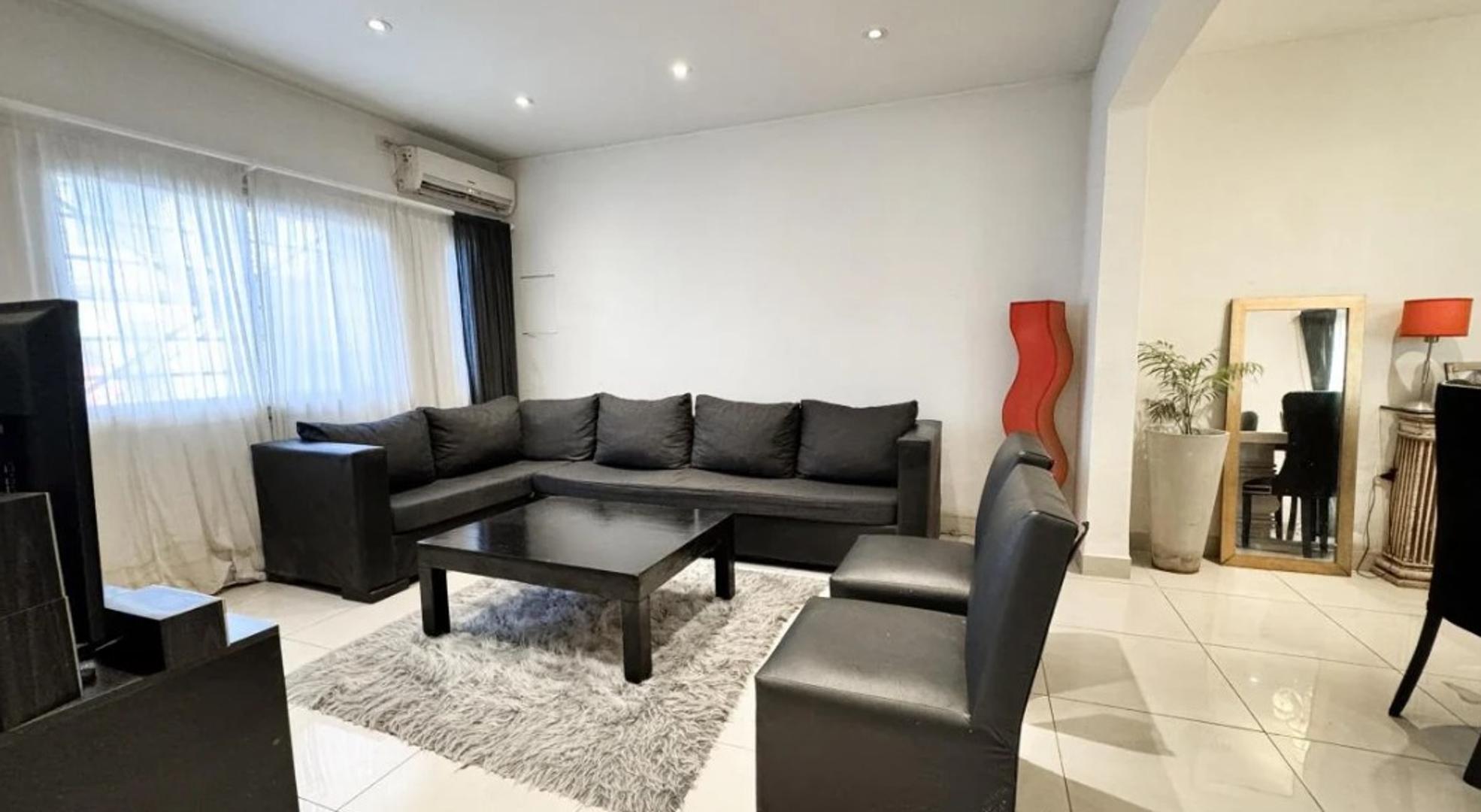 Moderna Casa  -150m² - 4 Ambientes en Villa Del Parque