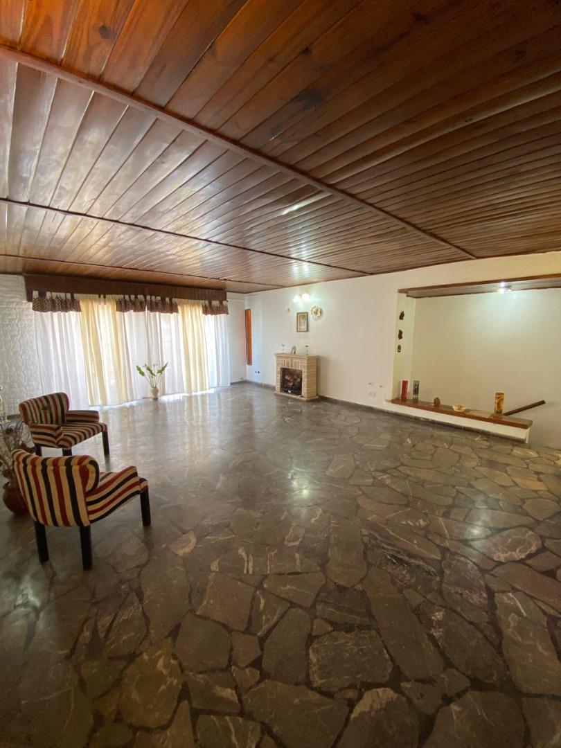 Intendente Manny 1200