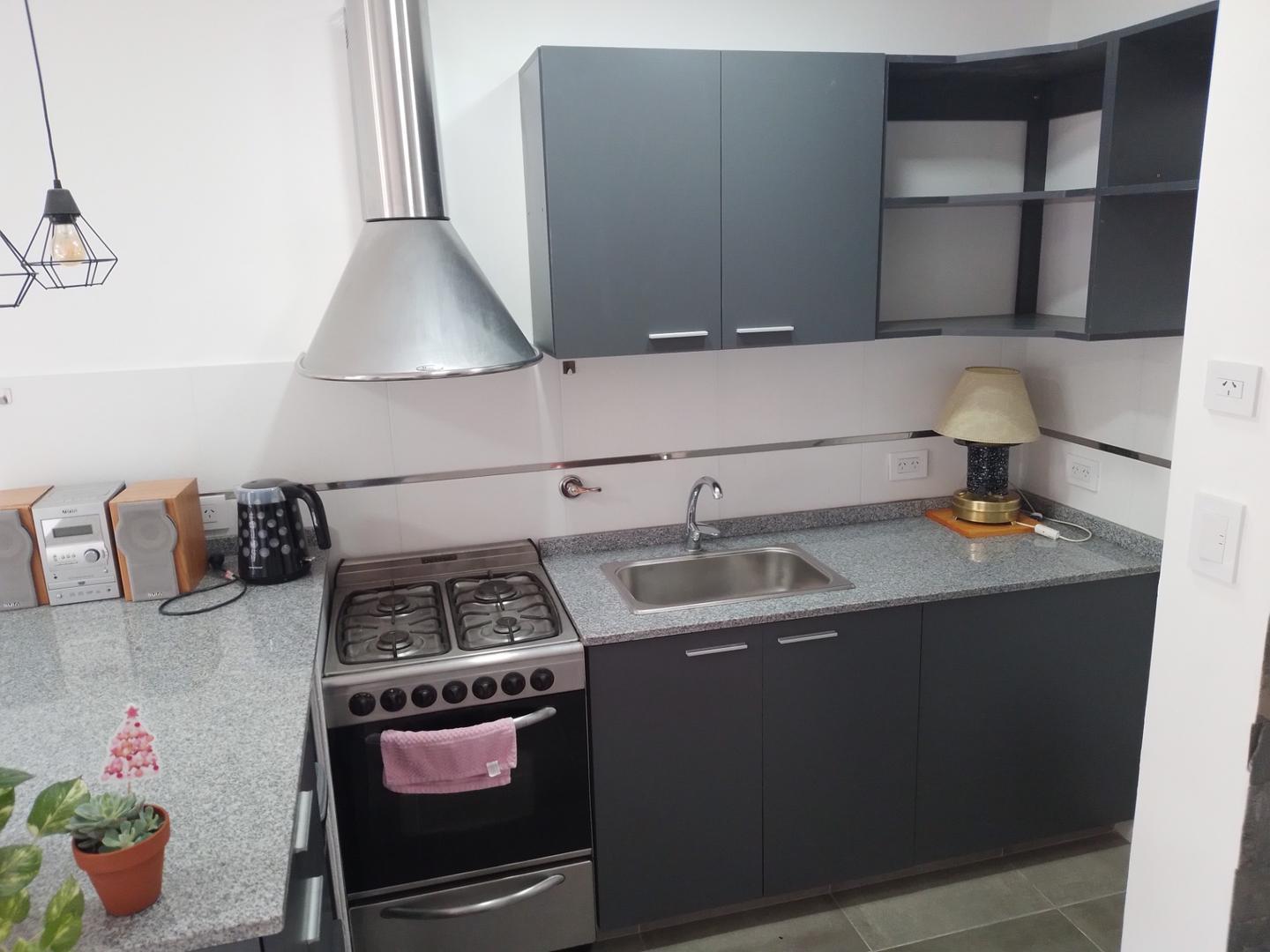 Casa en Alquiler con 1 cochera