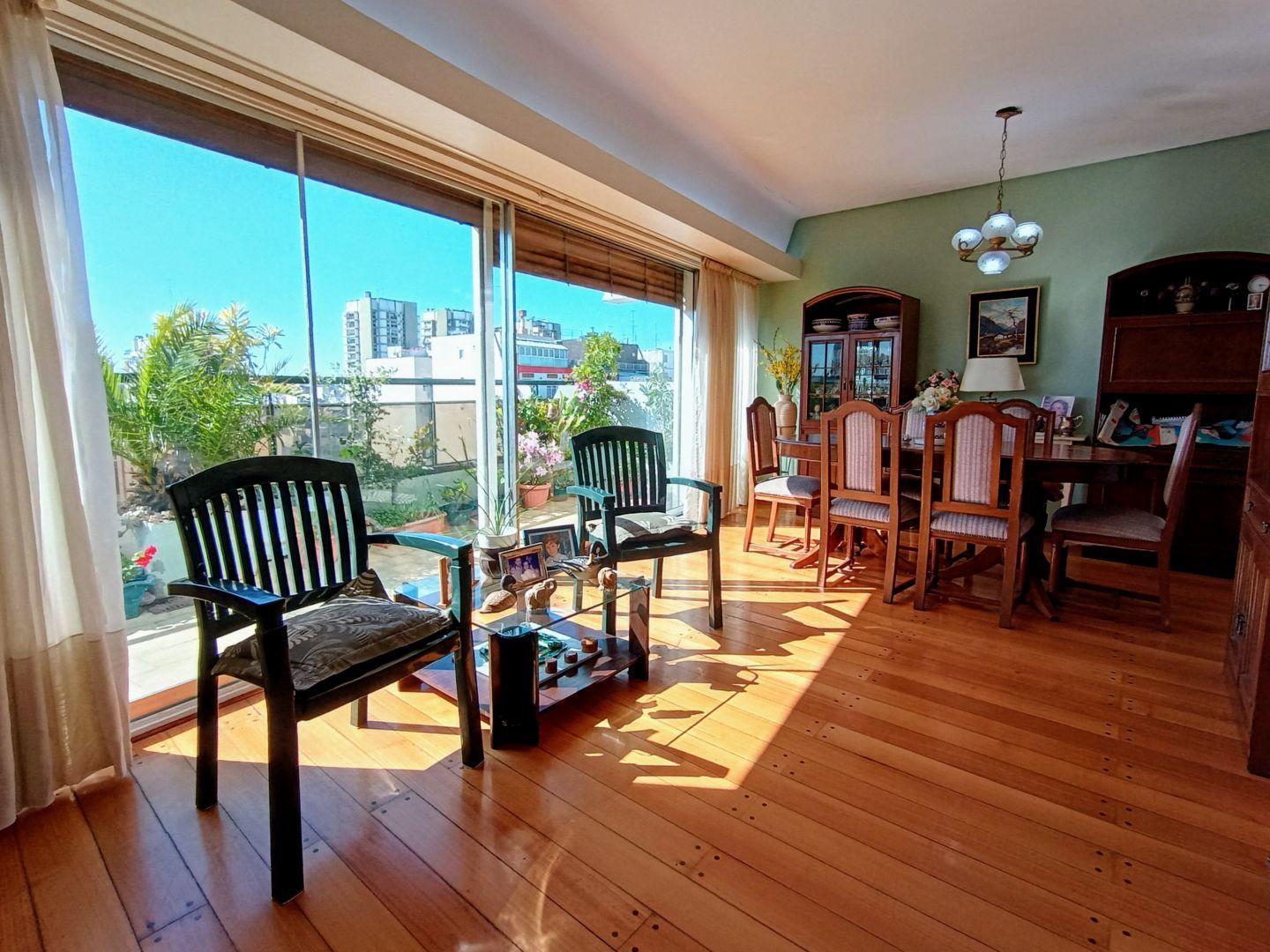 Departamento en Venta de 4 dormitorios